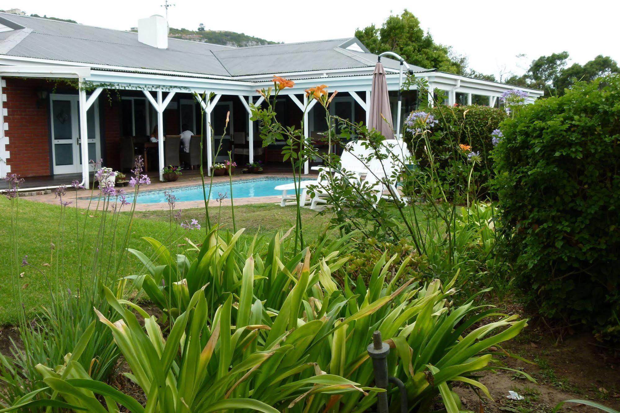 Redbourne Country Lodge - Lion Roars Hotels & Lodges Plettenberg Bay Exterior photo