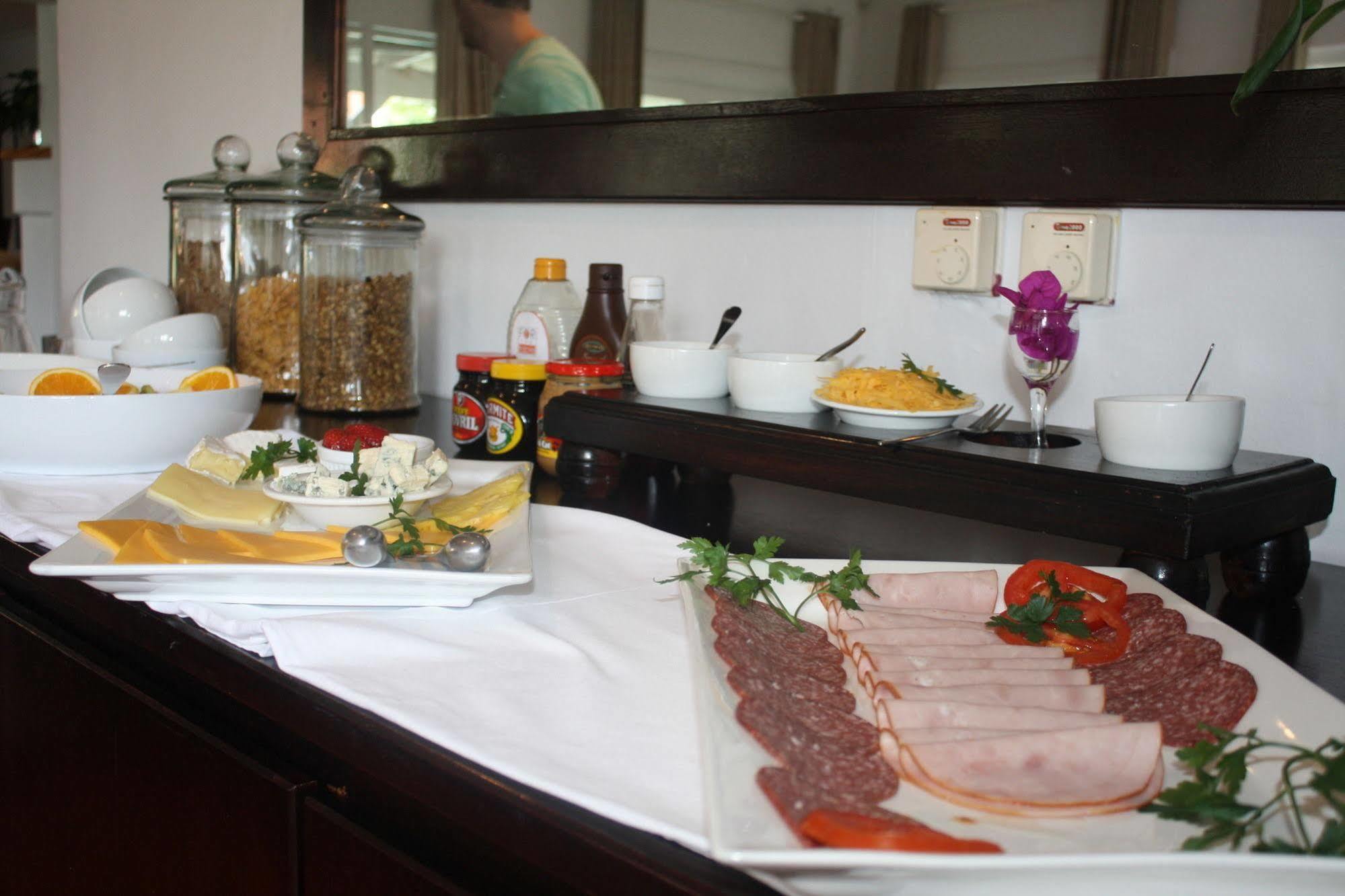 Redbourne Country Lodge - Lion Roars Hotels & Lodges Plettenberg Bay Exterior photo